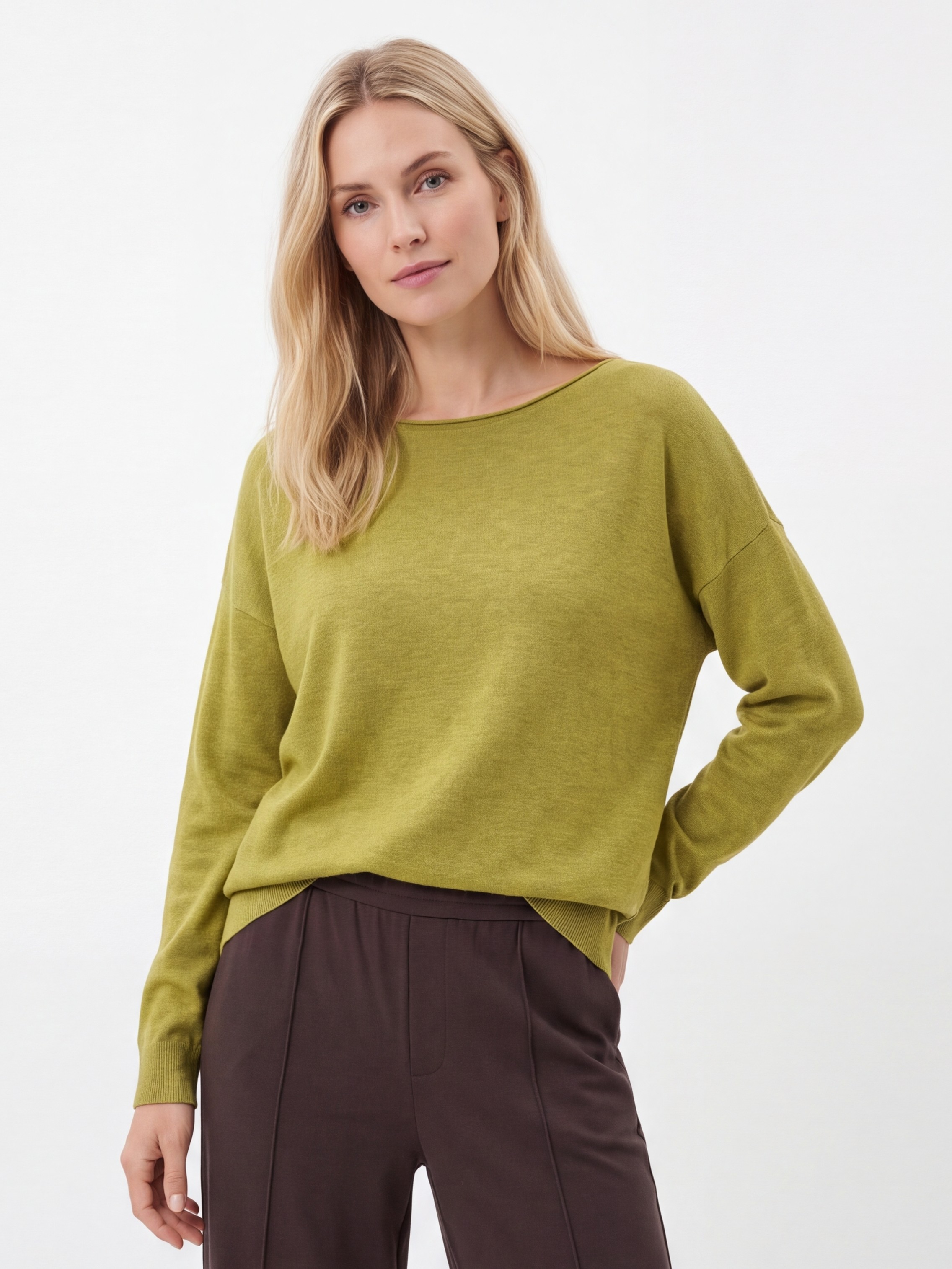 Dámsky pulóver s lodičkovým výstrihom OLIVE MELANGE olivovozelený s.WEAR 3
